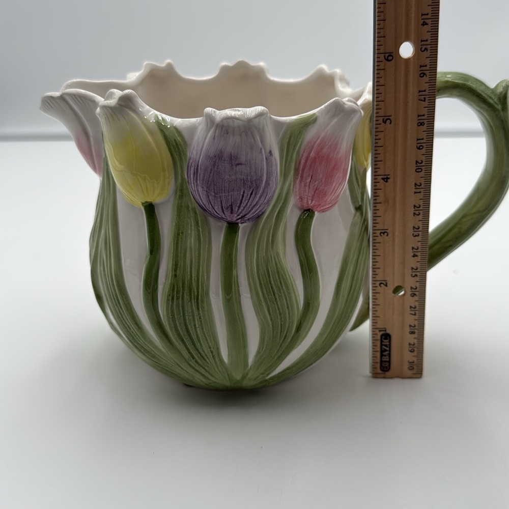 Floral Ceramic Vase with Multicolor Tulip Design - Picture 14 of 16